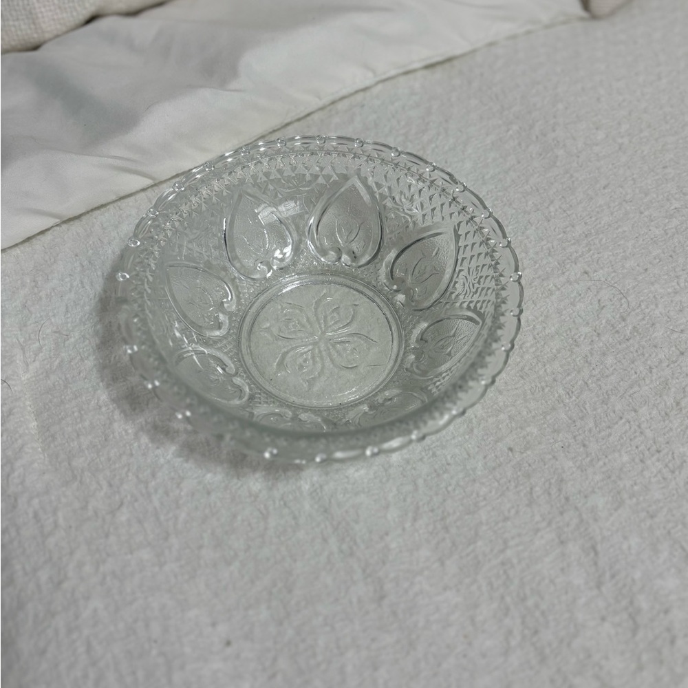 Elegant Clear Glass Decorative Bowl
